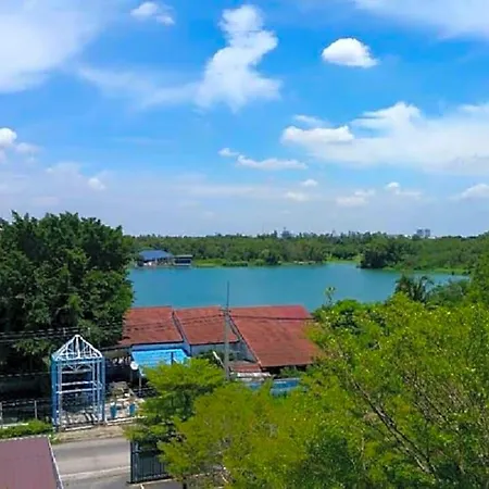 Woodroof Residencia Rangsit