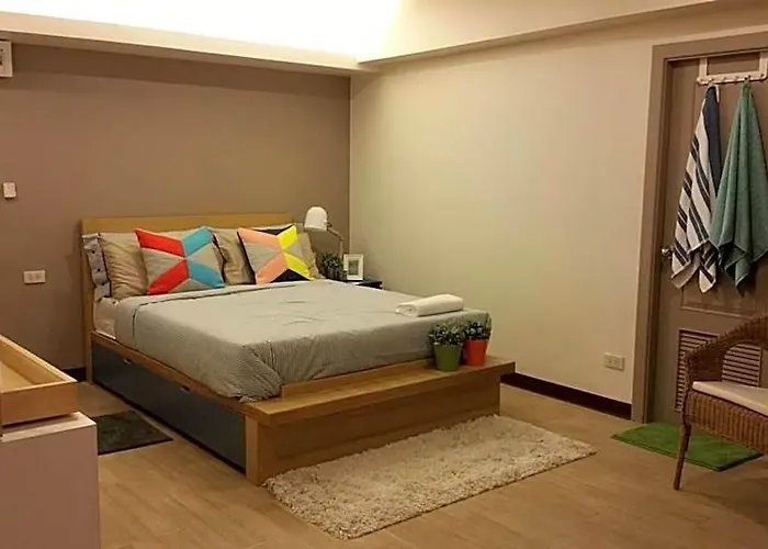 Woodroof Rangsit 2*
